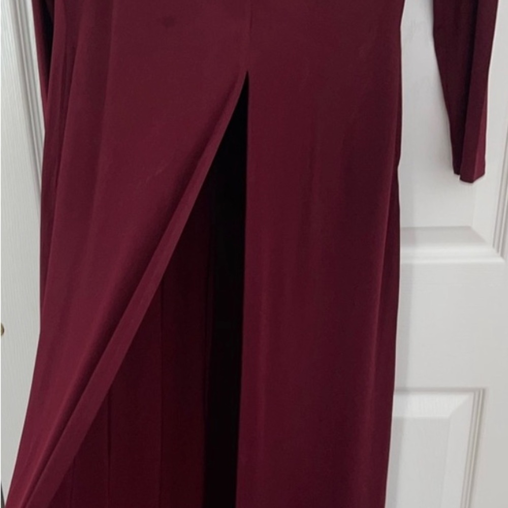 Venus maroon midi slit dress, comfortable, long sleeve size large